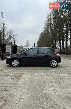 Хетчбек Renault Megane 2006 в 