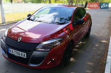Купе Renault Megane 2010 в 