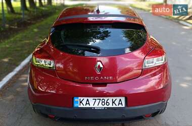Купе Renault Megane 2010 в 