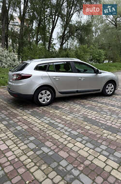 Универсал Renault Megane 2011 в 