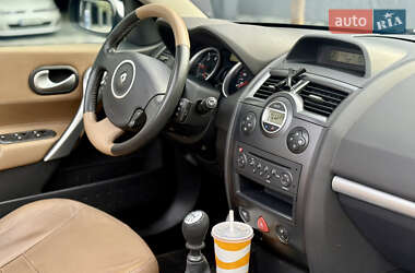 Кабріолет Renault Megane 2008 в 