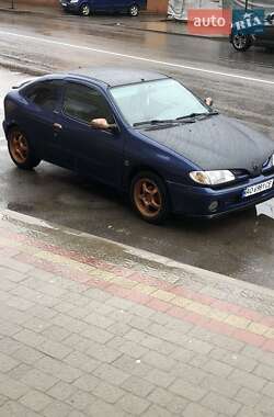 Купе Renault Megane 1995 в Хусте