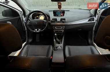 Хэтчбек Renault Megane 2015 в 