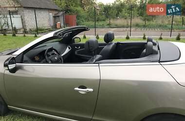 Кабриолет Renault Megane 2010 в 