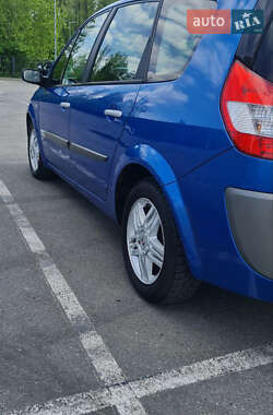 Универсал Renault Megane 2005 в 