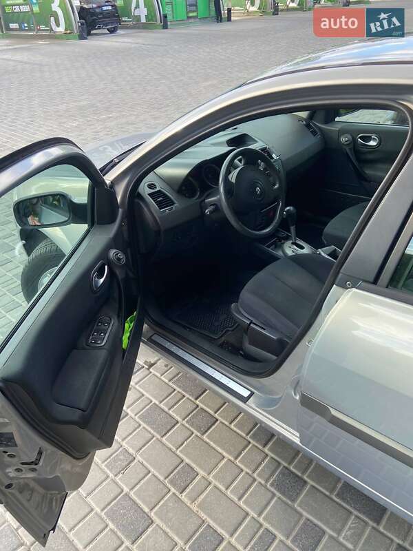 Седан Renault Megane 2004 в Кропивницькому