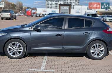 Хэтчбек Renault Megane 2010 в 