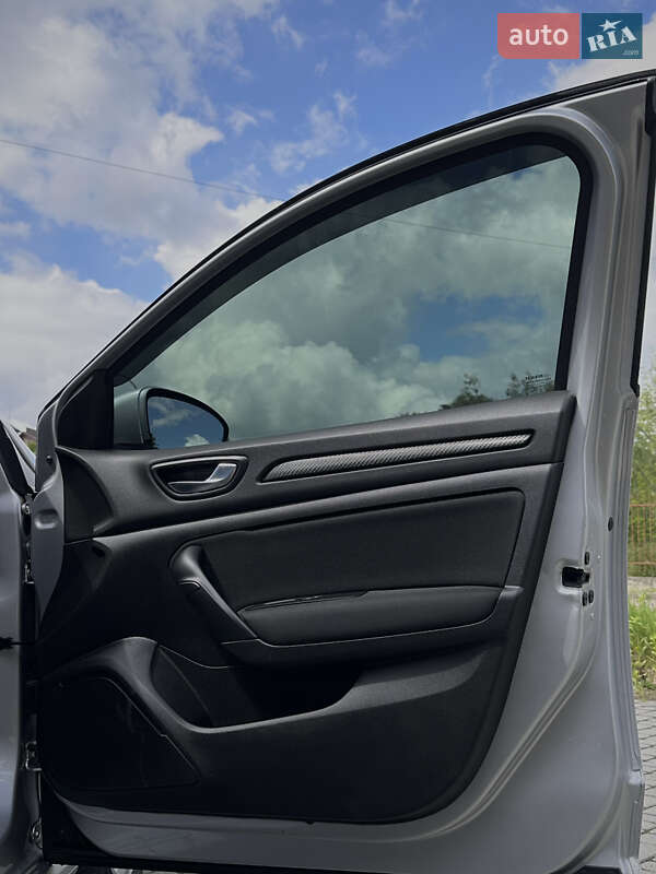 Универсал Renault Megane 2018 в Бориславе фото 16 Универсал Renault Megane 2018 в Бориславе