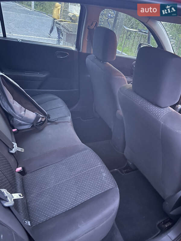 Седан Renault Megane 2006 в Львові