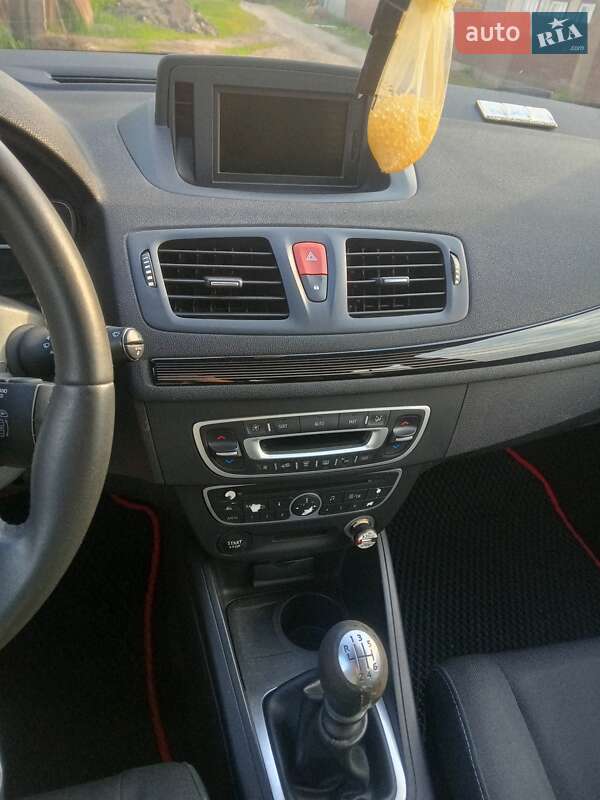 Универсал Renault Megane 2011 в Чернигове