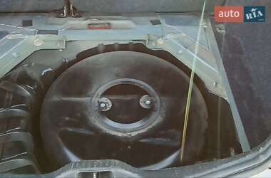 Хетчбек Renault Megane 2004 в 