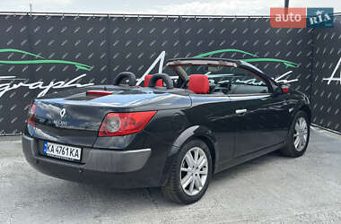 Кабриолет Renault Megane 2005 в 
