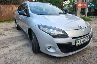 Хетчбек Renault Megane 2011 в 