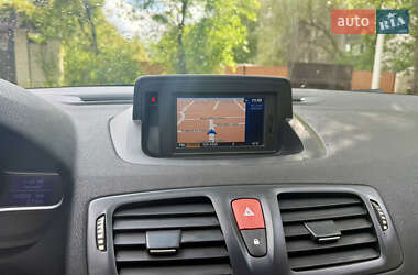 Хетчбек Renault Megane 2011 в 