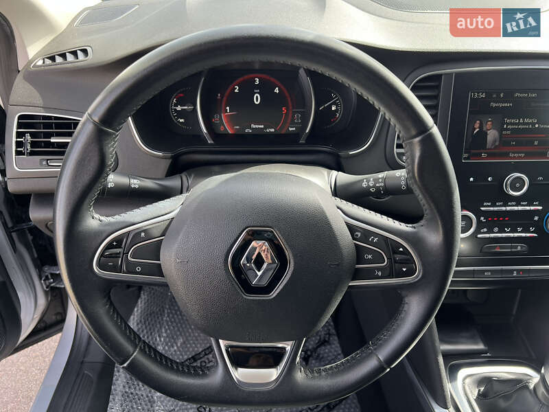 Хэтчбек Renault Megane 2016 в Киеве