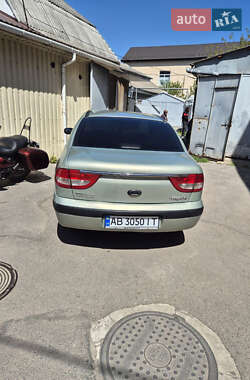 Седан Renault Megane 1999 в 