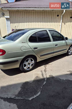 Седан Renault Megane 1999 в 