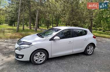 Хэтчбек Renault Megane 2013 в 