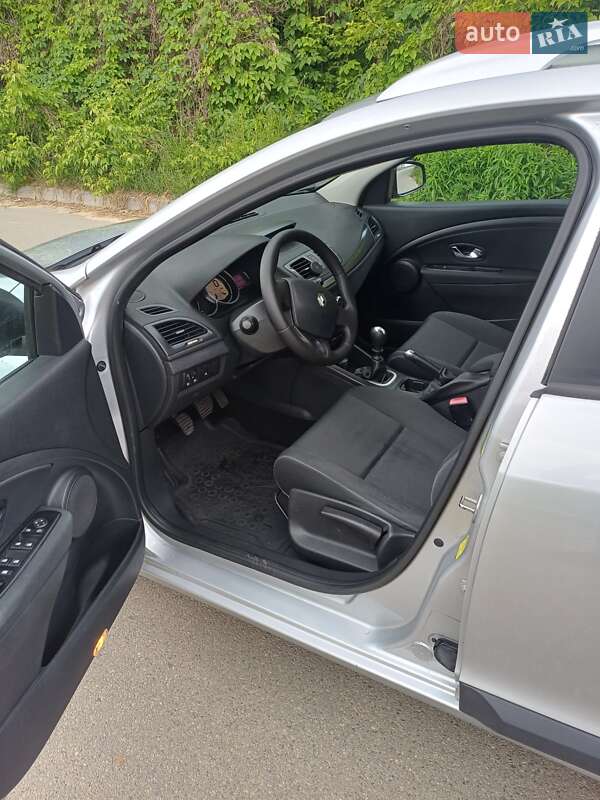 Универсал Renault Megane 2011 в Чернигове