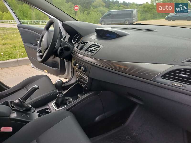Универсал Renault Megane 2011 в Чернигове