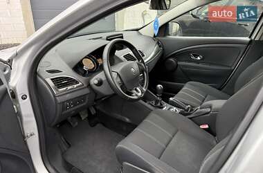 Хэтчбек Renault Megane 2014 в 