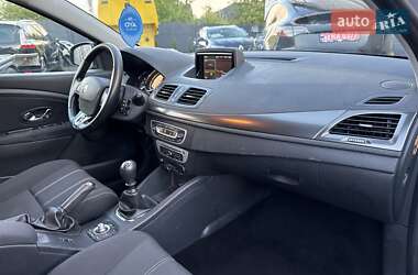 Хэтчбек Renault Megane 2014 в 