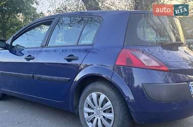 Седан Renault Megane 2003 в Сараті