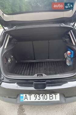 Хэтчбек Renault Megane 2011 в 