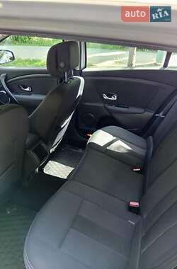 Универсал Renault Megane 2010 в 