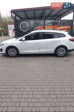 Универсал Renault Megane 2016 в Коростене