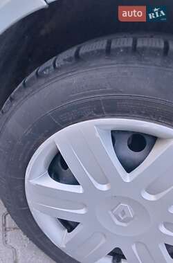 Универсал Renault Megane 2004 в 
