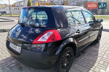 Хэтчбек Renault Megane 2004 в 