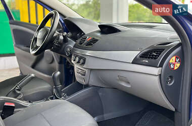 Хетчбек Renault Megane 2010 в 