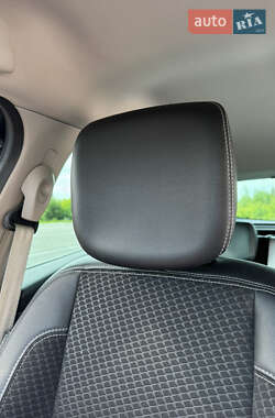 Хэтчбек Renault Megane 2014 в 