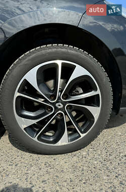 Хэтчбек Renault Megane 2014 в 