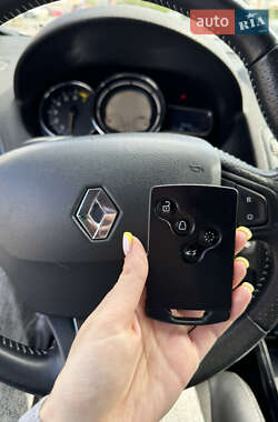 Хэтчбек Renault Megane 2014 в 