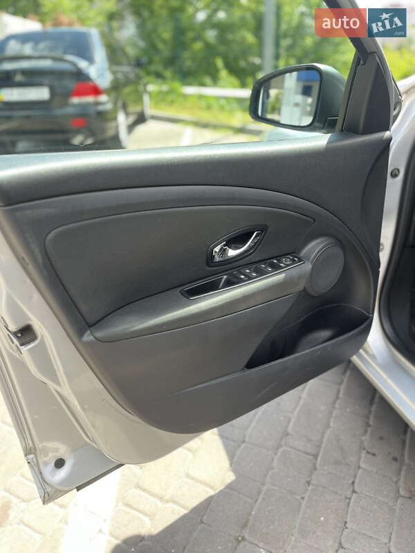 Универсал Renault Megane 2014 в Киеве