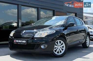 Хэтчбек Renault Megane 2012 в 