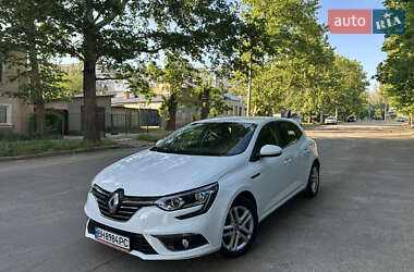 Хэтчбек Renault Megane 2017 в Николаеве