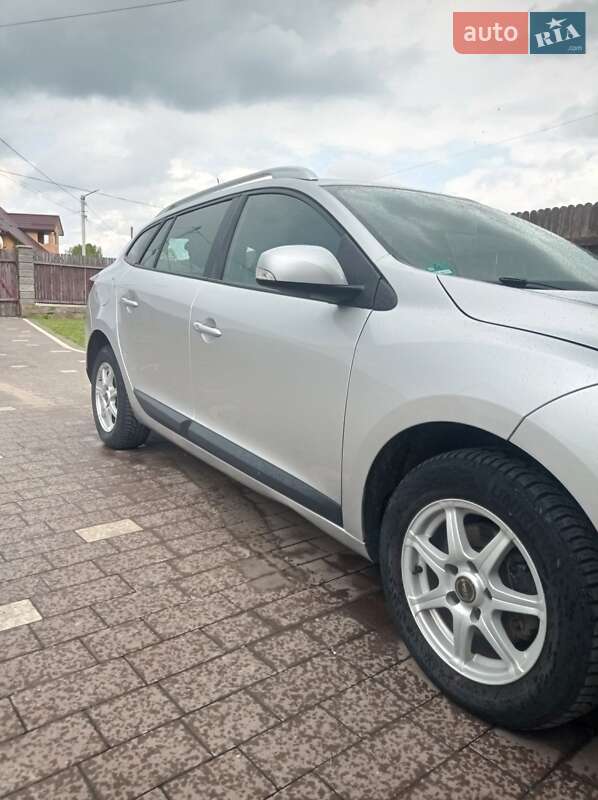 Універсал Renault Megane 2012 в Сарнах