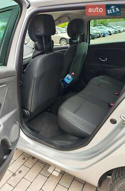 Универсал Renault Megane 2012 в 