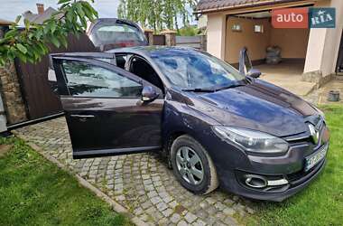 Хэтчбек Renault Megane 2015 в 