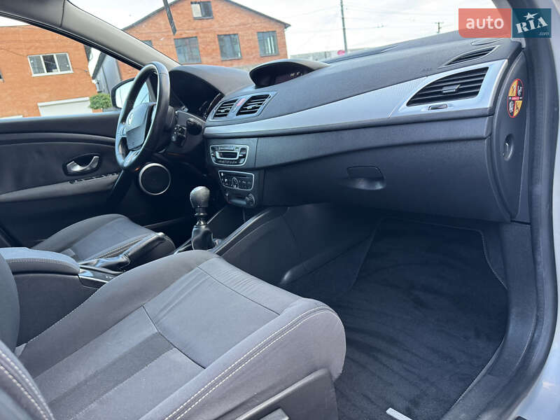 Хетчбек Renault Megane 2010 в Кропивницькому