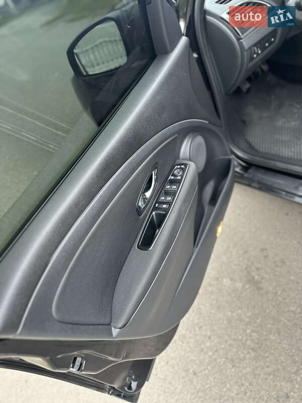 Універсал Renault Megane 2012 в Дубні фото 23 Універсал Renault Megane 2012 в Дубні