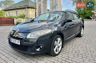 Универсал Renault Megane 2011 в 