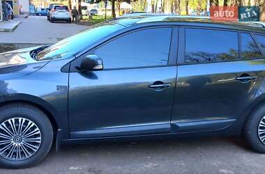 Универсал Renault Megane 2011 в 