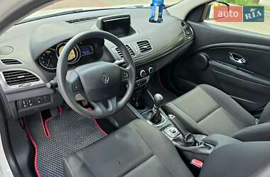 Хэтчбек Renault Megane 2014 в 