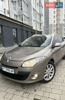 Универсал Renault Megane 2011 в Ивано-Франковске