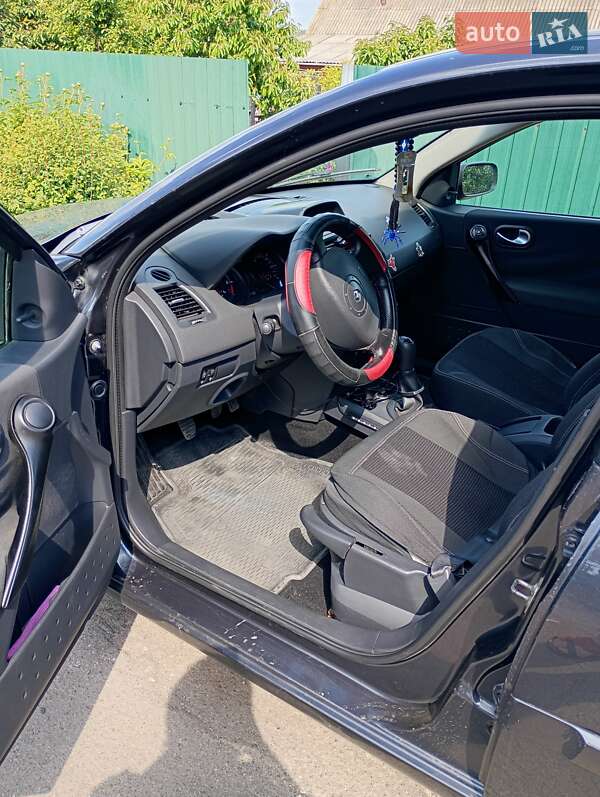 Седан Renault Megane 2007 в Новоархангельську