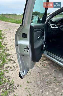 Хетчбек Renault Megane 2009 в 